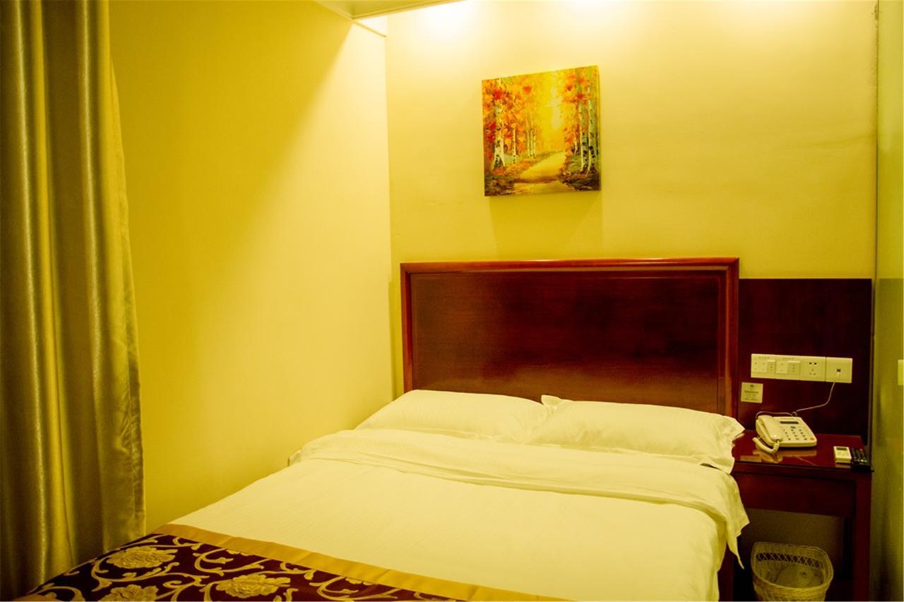 Greentree Inn Zhengzhou Xinzheng City Longhu Town Xiangyun Road Express Hotel Exterior photo